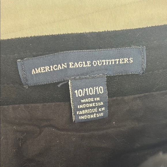 American Eagle 🦅 Black Suede “feels” High waist Studded Women's Skirt size 10 - Picture 7 of 8